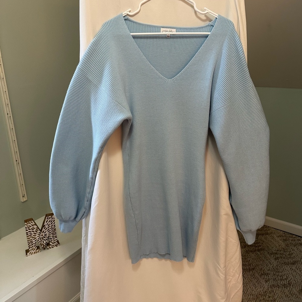 Light Blue V-Neck Sweater Dress with oversized Sleeves size large - Picture 1 of 14